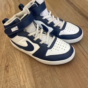 Nike Kids' Court Borough mid 2 blue and white